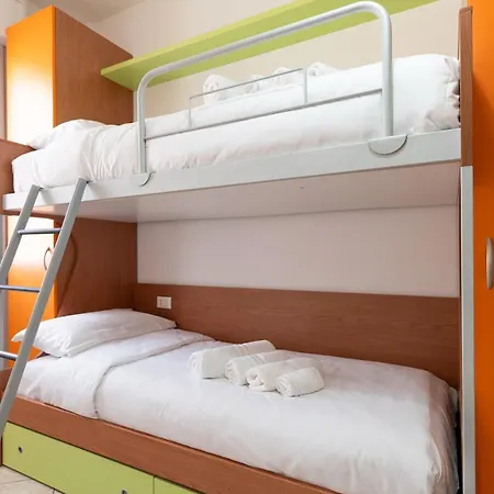Fiera For 6 People With Balcony! 아파트