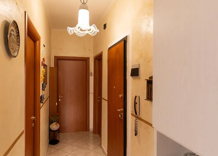 Fiera For 6 People With Balcony! 公寓