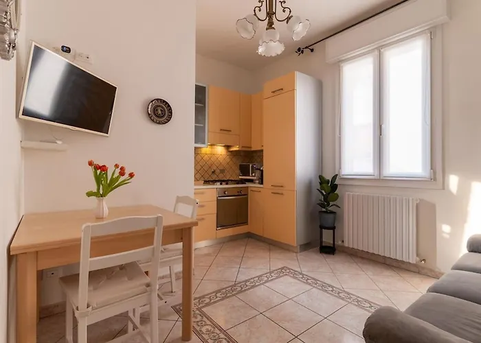 Апартаменты Fiera For 6 People With Balcony! Болонья