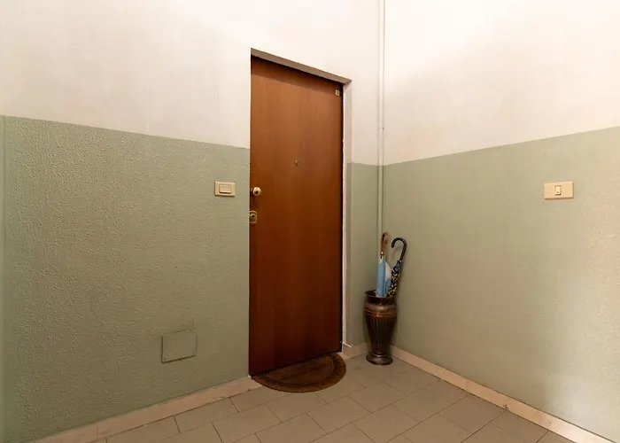公寓 Fiera For 6 People With Balcony! *