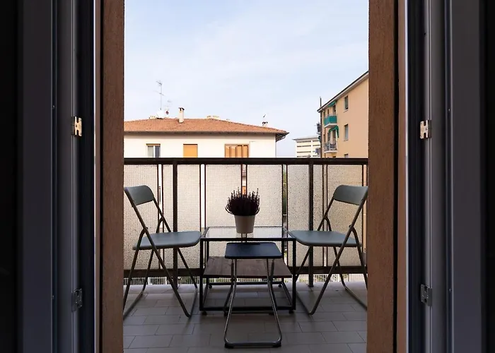 Fiera For 6 People With Balcony! Апартаменты Болонья