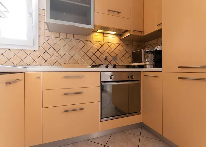 Fiera For 6 People With Balcony!